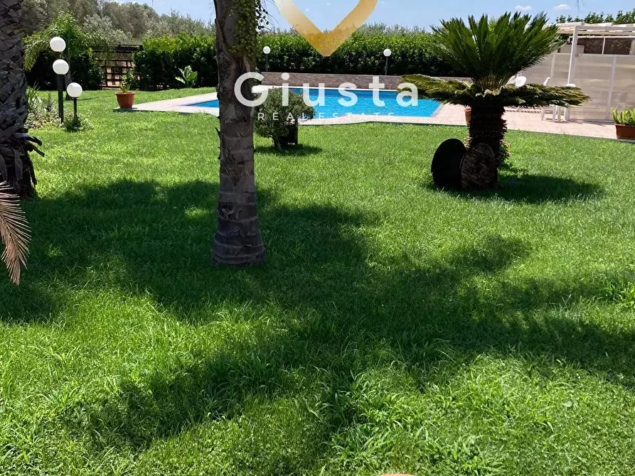 Immagine 14 di Villa in vendita  in via Palmitella a Mesagne