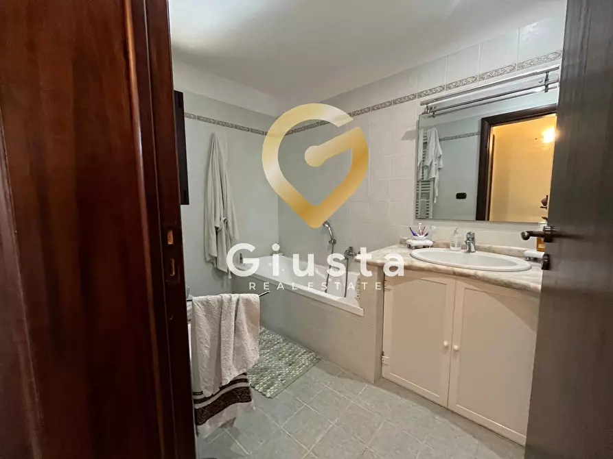 Immagine 28 di Villa in vendita  in via Palmitella a Mesagne