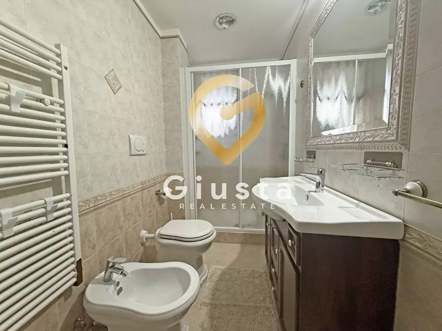 Immagine 14 di Appartamento in vendita  in Largo delle Murge a Brindisi