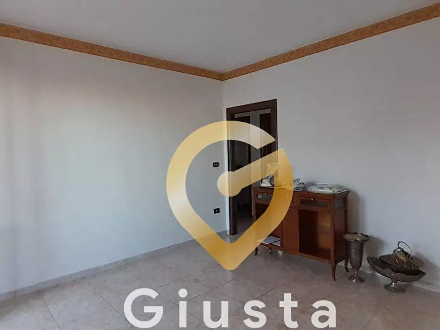 Immagine 15 di Appartamento in vendita  in via Nino Bixio a Mesagne