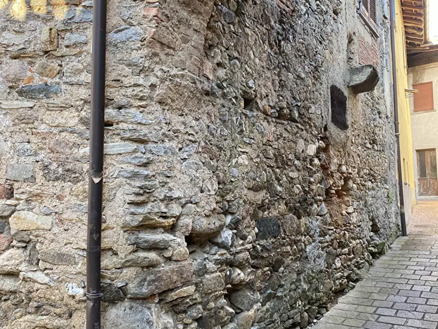 Immagine 23 di Appartamento in vendita  in Via XX Settembre a Bedero Valcuvia