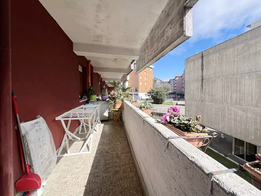 Immagine 11 di Appartamento in vendita  in via manin a Varese