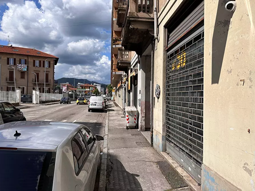 Immagine 2 di Agriturismo in vendita  a Varese