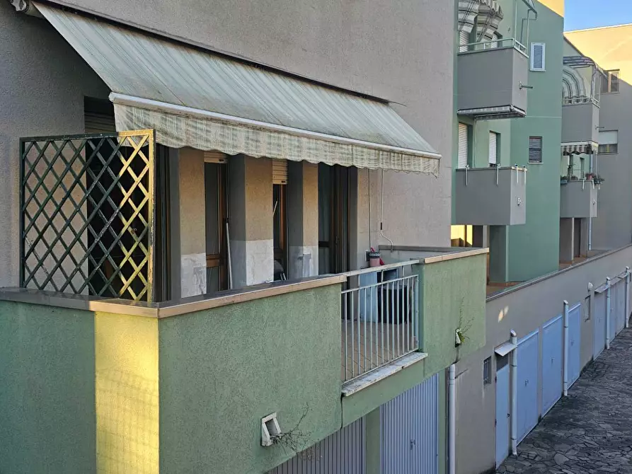 Immagine 23 di Appartamento in vendita  in Via Gramsci a Gallarate