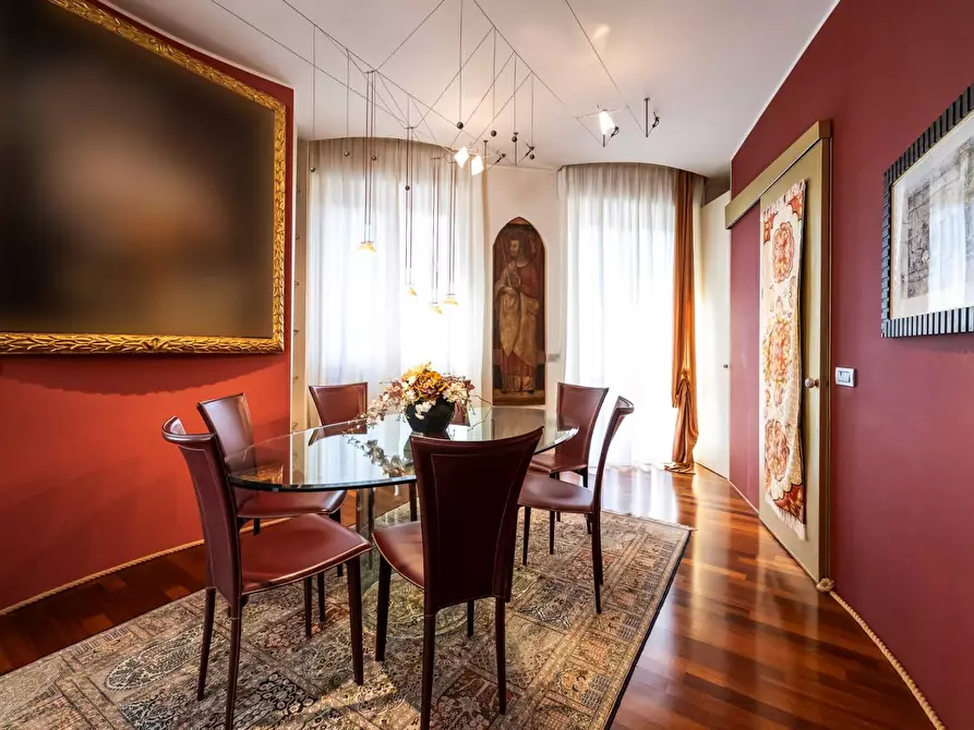 Immagine 16 di Appartamento in vendita  in Via Battisti a Varese