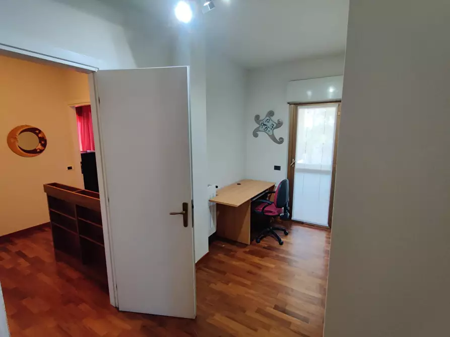 Immagine 11 di Appartamento in vendita  in Via Gramsci a Gallarate