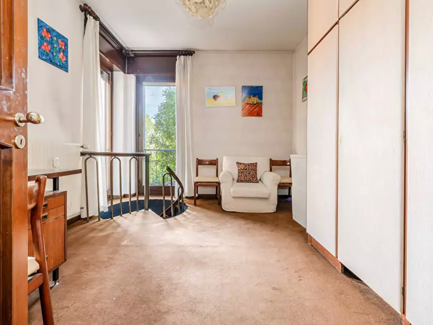 Immagine 19 di Appartamento in vendita  in Via Leopoldo Gasparotto a Varese