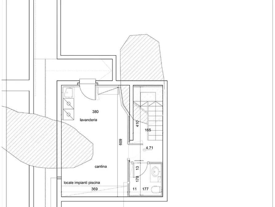 Immagine 5 di Villa in vendita  a Verbania