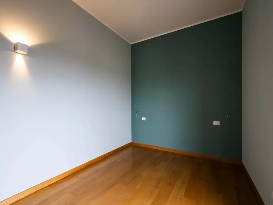 Immagine 14 di Appartamento in vendita  in via Nino Bixio a Gallarate