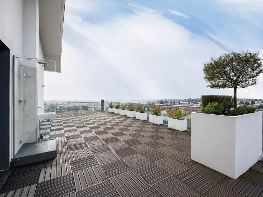 Immagine 18 di Appartamento in vendita  in via Nino Bixio a Gallarate