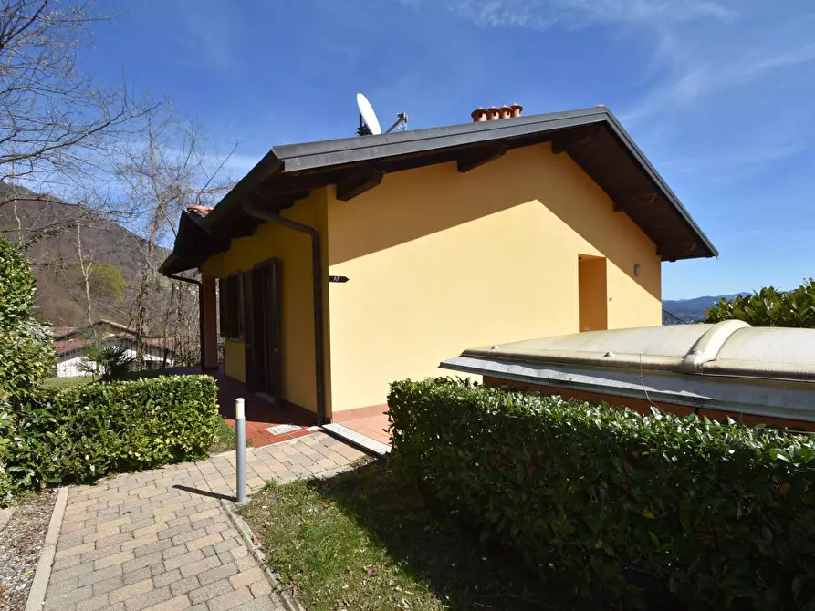 Immagine 20 di Appartamento in vendita  in Via Panoramica a Oggebbio