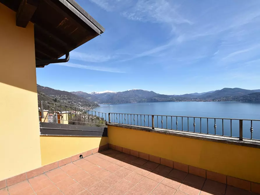 Immagine 23 di Appartamento in vendita  in Via Panoramica a Oggebbio