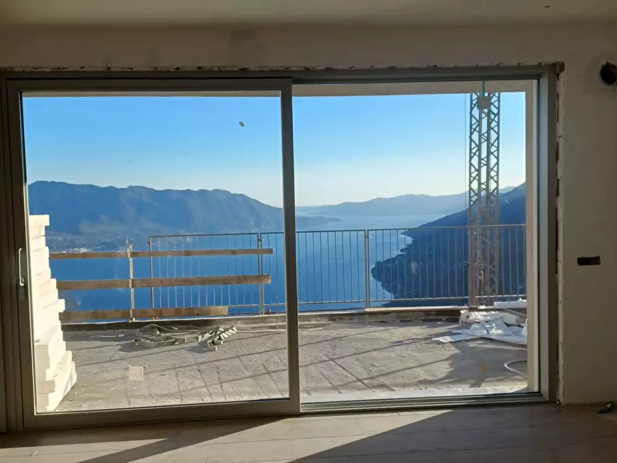 Immagine 4 di Appartamento in vendita  a Trarego Viggiona