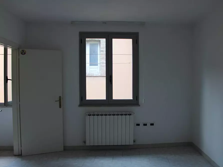 Immagine 9 di Palazzo in vendita  in Vico del Cigno a Teramo