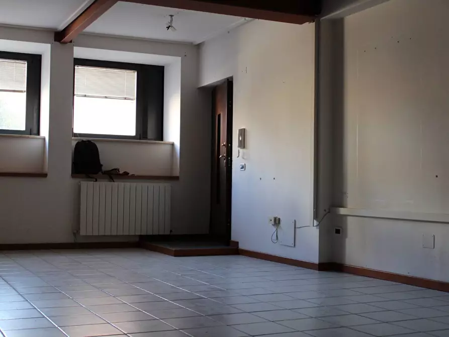 Immagine 4 di Ufficio in affitto  in VIA CRESCENZIO SCARSELLI a Teramo