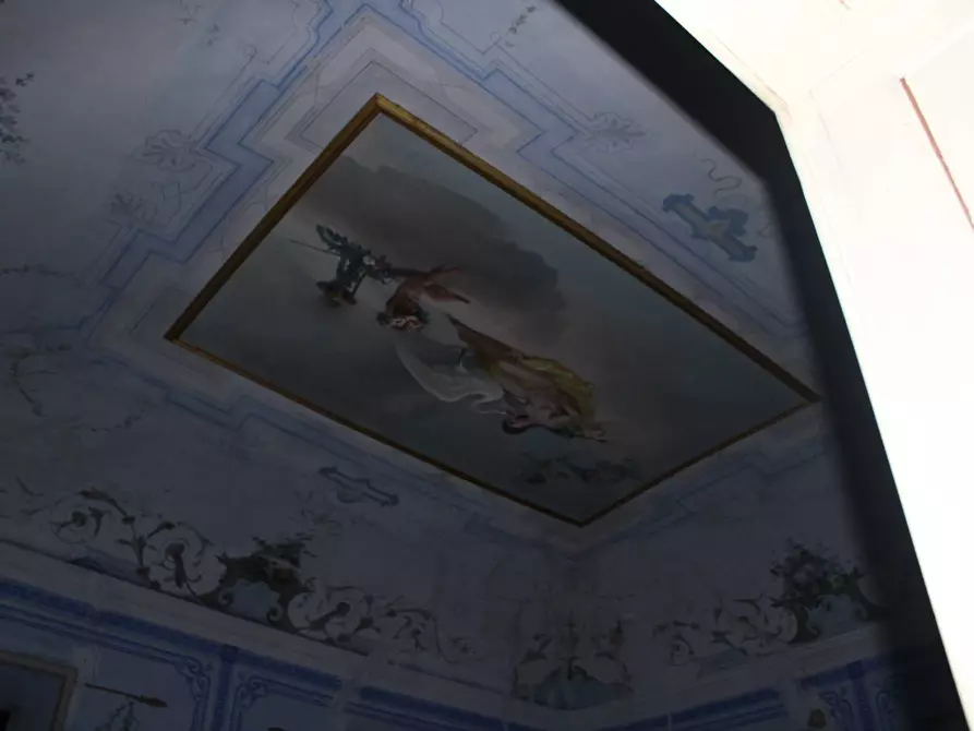 Immagine 16 di Villa in vendita  in VIA GRAMSCI a Giulianova