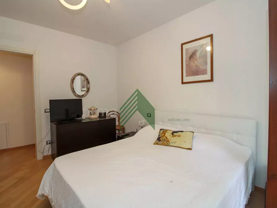 Immagine 8 di Appartamento in vendita  in via Alessandro Tassoni a Teramo