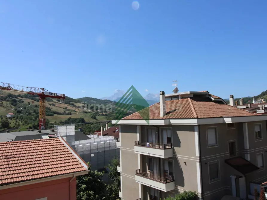 Immagine 21 di Casa indipendente in vendita  in VIA CONA a Teramo