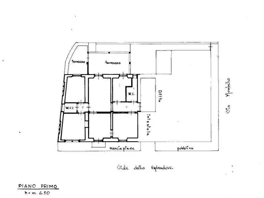 Immagine 10 di Palazzo in vendita  in Via Dello Splendore a Giulianova