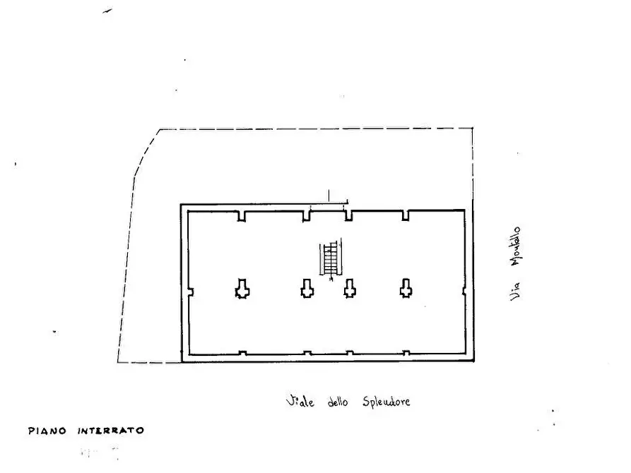 Immagine 15 di Palazzo in vendita  in Via Dello Splendore a Giulianova