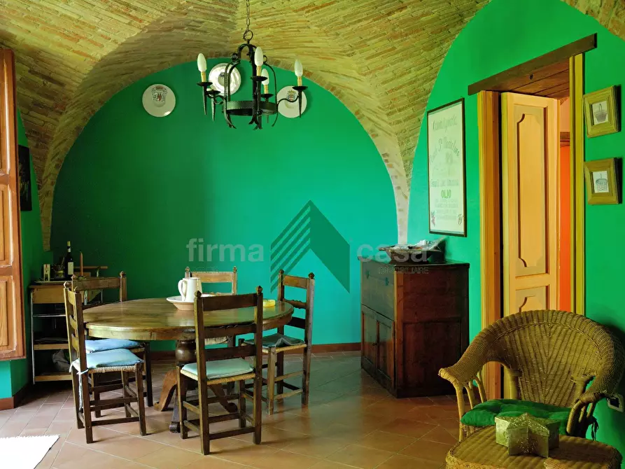 Immagine 22 di Villa in vendita  a Teramo