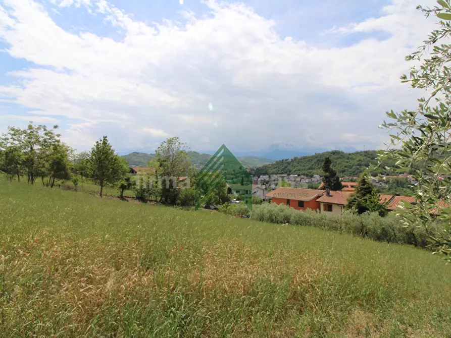 Immagine 2 di Terreno residenziale in vendita  in via Renato Balzarini a Teramo