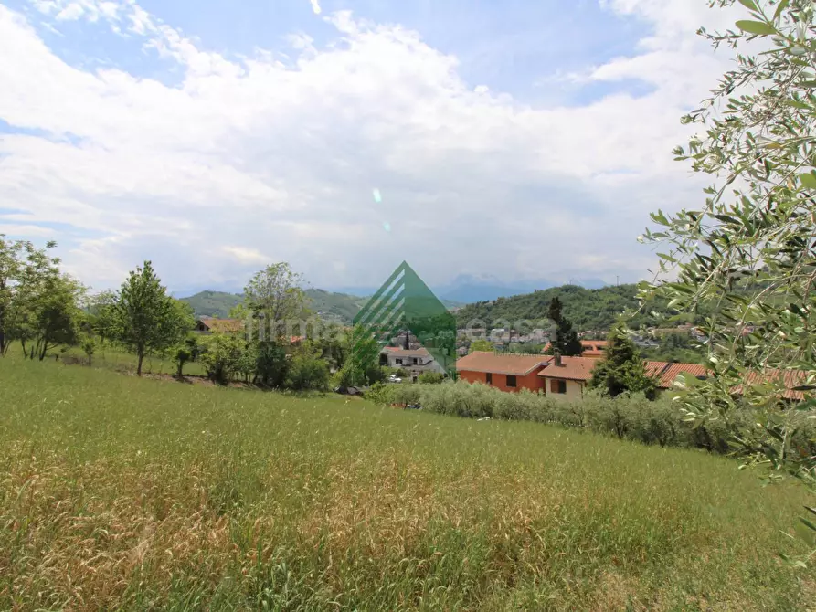 Immagine 4 di Terreno residenziale in vendita  in via Renato Balzarini a Teramo