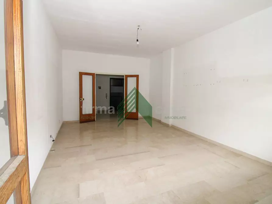 Immagine 11 di Appartamento in vendita  in via Del Castello a Teramo