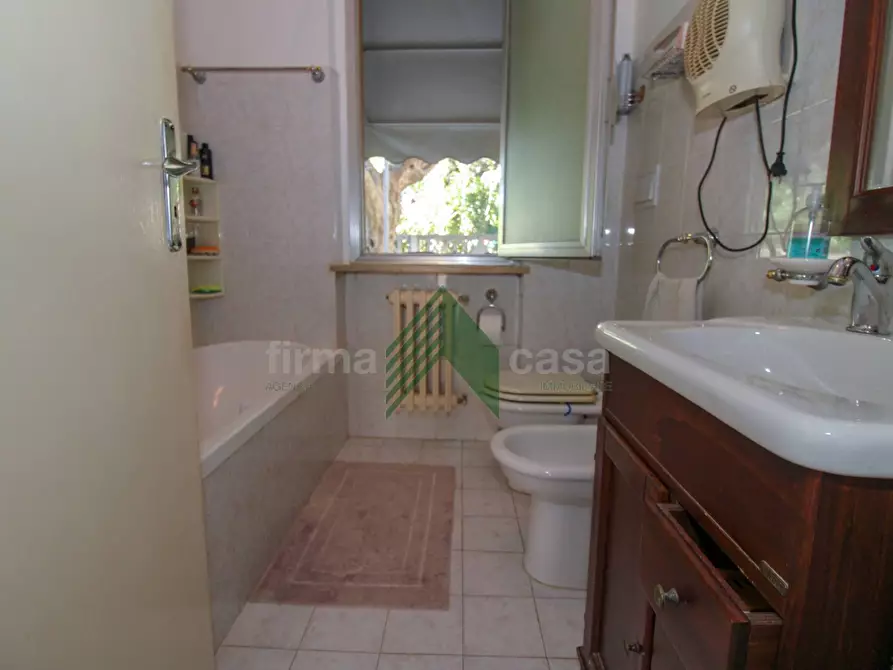 Immagine 15 di Casa indipendente in vendita  in via Nazionale a Bellante