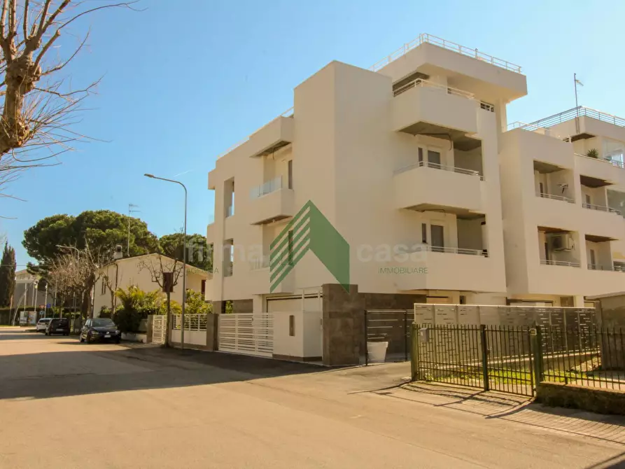 Immagine 4 di Appartamento in vendita  in via Ippodromo a Giulianova