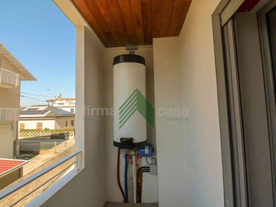 Immagine 24 di Appartamento in vendita  in via Ippodromo a Giulianova