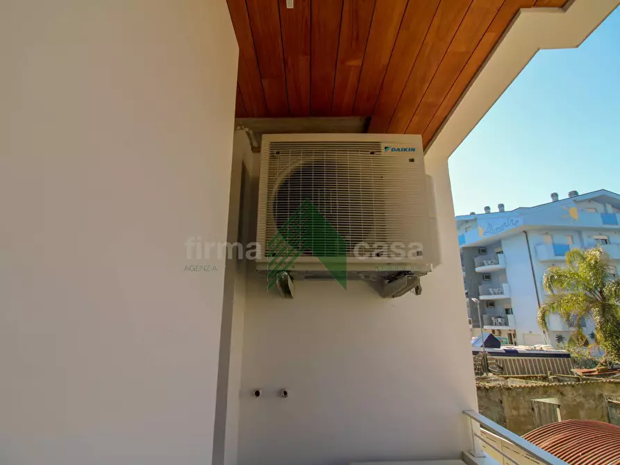 Immagine 25 di Appartamento in vendita  in via Ippodromo a Giulianova