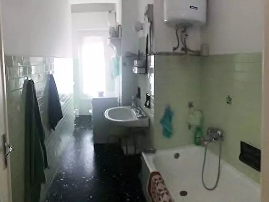 Immagine 9 di Appartamento in vendita  in via cabagni baccini a Ventimiglia