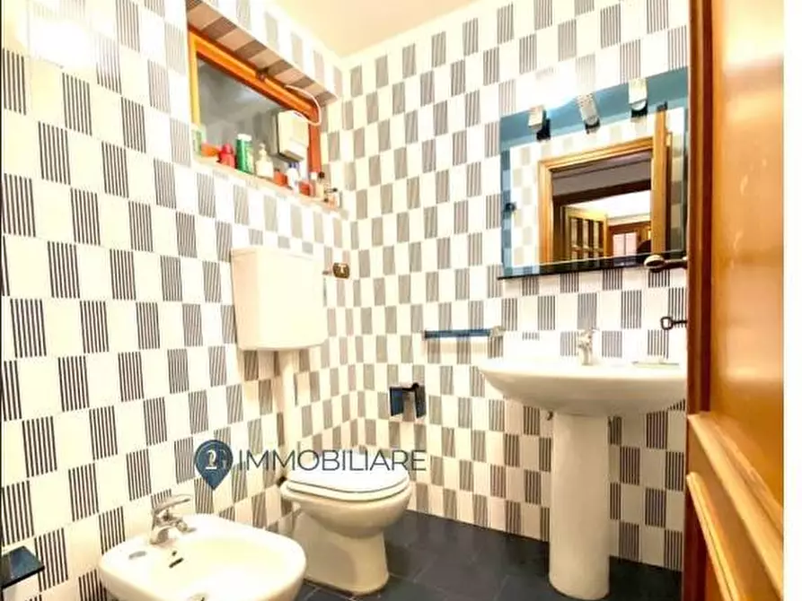 Immagine 9 di Villa in vendita  in Via Prulla a Sarzana