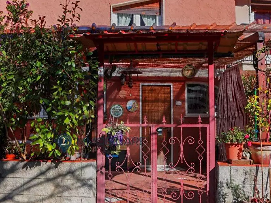 Immagine 11 di Appartamento in vendita  in Loc. Senato a Lerici