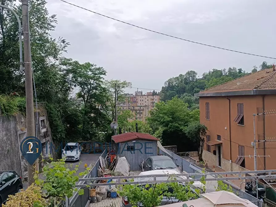 Immagine 1 di Appartamento in vendita  in via aragone a La Spezia