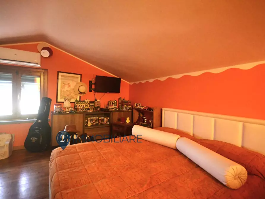 Immagine 22 di Villa in vendita  in Via I Maggio a Follo