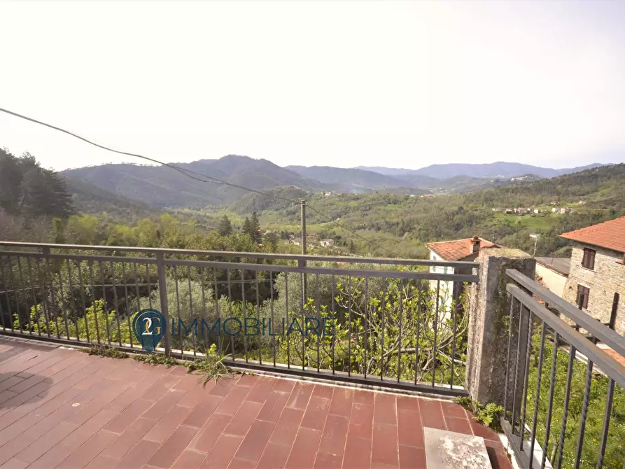 Immagine 7 di Casa indipendente in vendita  in Via Usurana a Calice Al Cornoviglio