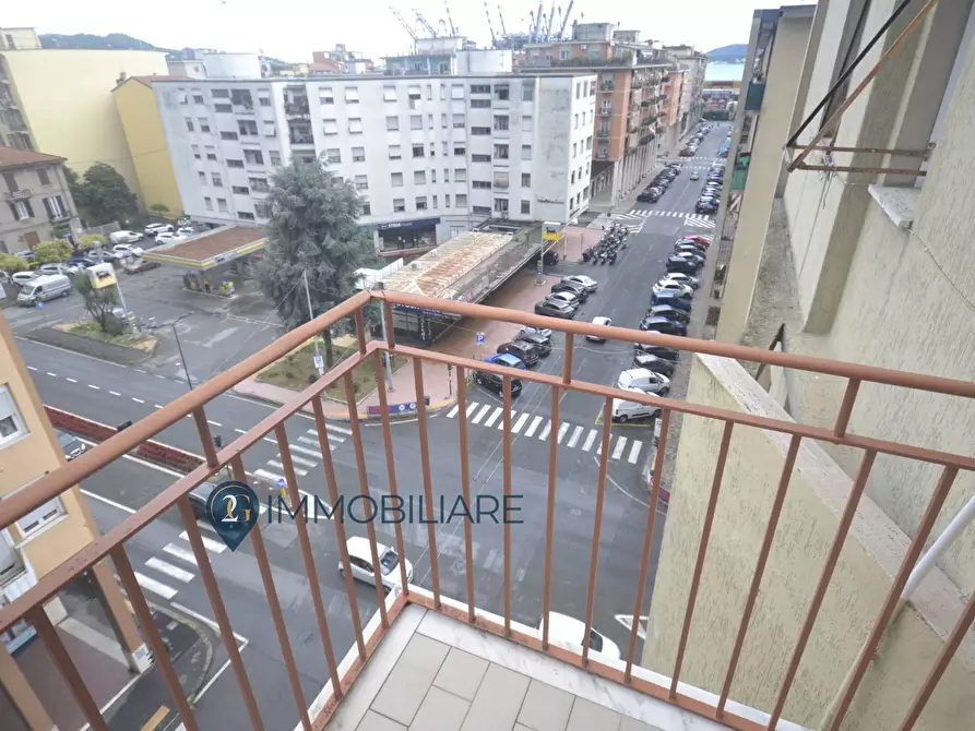 Immagine 7 di Appartamento in vendita  in Via Giosue' Carducci a La Spezia