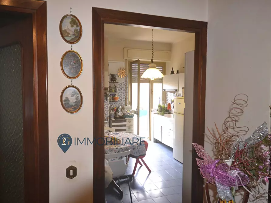 Immagine 11 di Appartamento in vendita  in Via Giosue' Carducci a La Spezia
