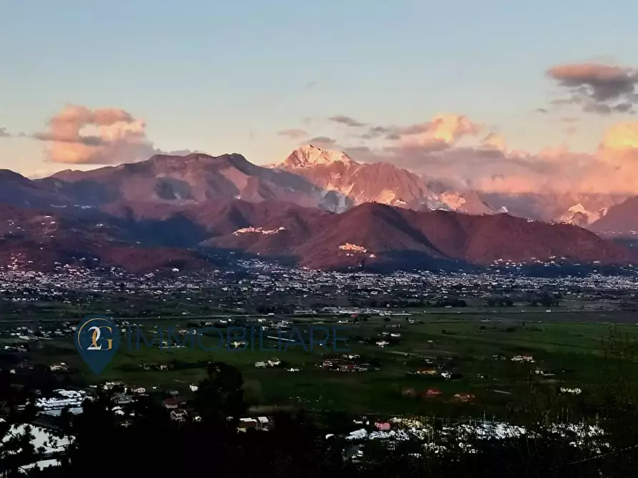 Immagine 1 di Appartamento in vendita  in Via Colombo a Ameglia