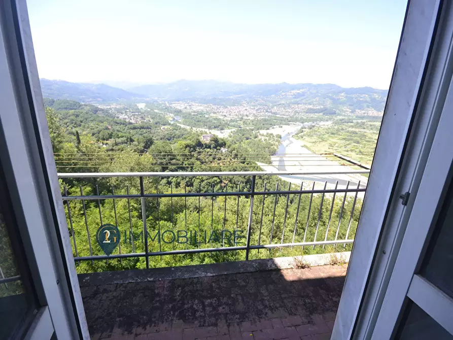 Immagine 8 di Appartamento in vendita  in Cornia a Vezzano Ligure