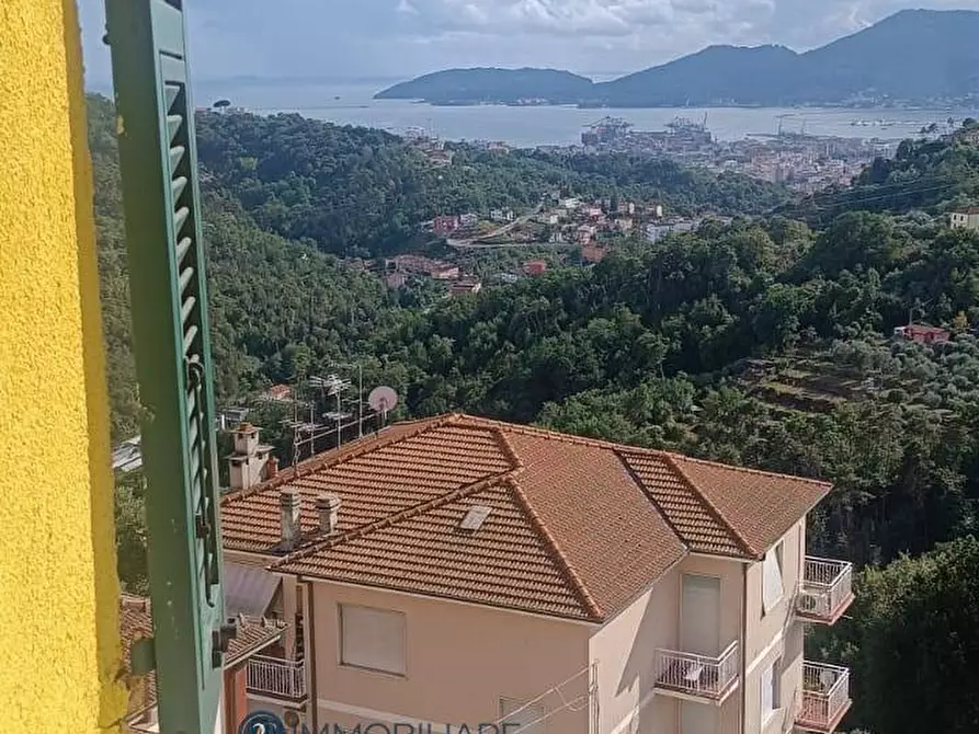 Immagine 15 di Casa indipendente in vendita  in Via Aspromonte a Vezzano Ligure