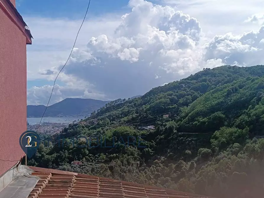 Immagine 2 di Casa indipendente in vendita  in Via Aspromonte a Vezzano Ligure