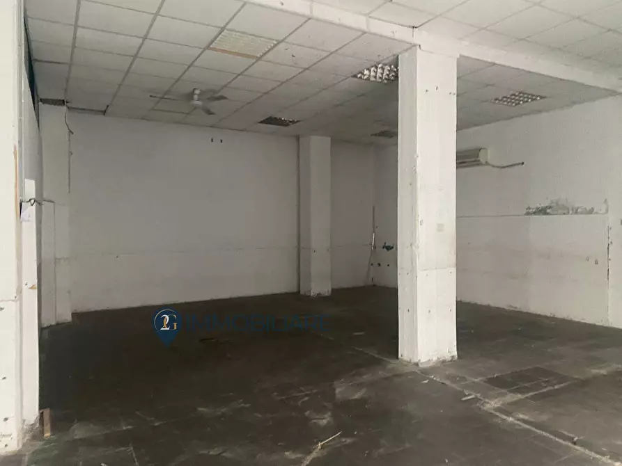 Immagine 28 di Locale commerciale in vendita  in Via Marco Federici a La Spezia