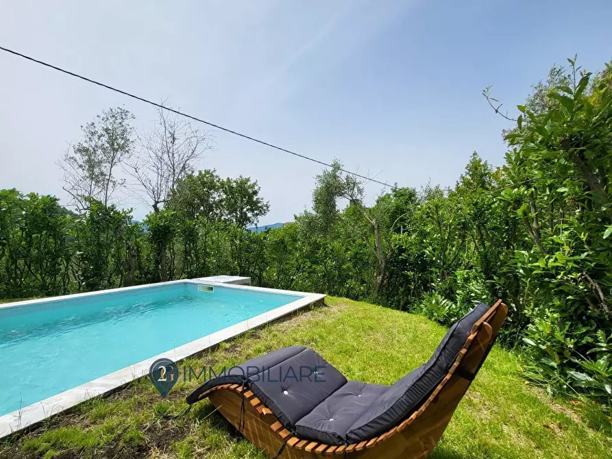 Immagine 20 di Villa in vendita  in Via Niccolo Quartieri a Bagnone