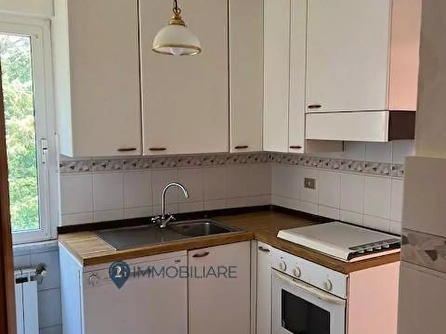 Immagine 3 di Casa indipendente in vendita  in Via I Maggio a Follo