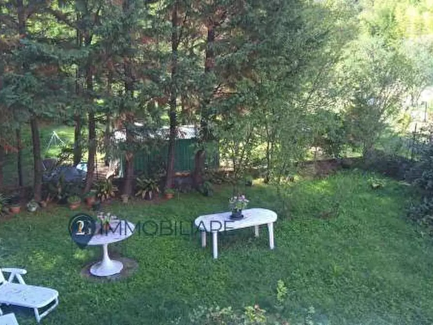 Immagine 10 di Casa indipendente in vendita  in Via I Maggio a Follo