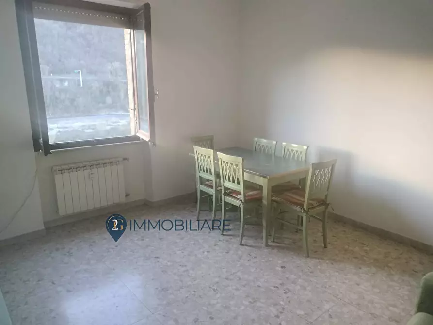 Immagine 6 di Appartamento in vendita  in Via Resistenza a Aulla