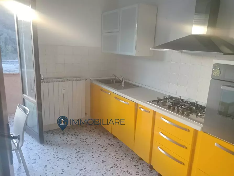 Immagine 3 di Appartamento in vendita  in Via Resistenza a Aulla